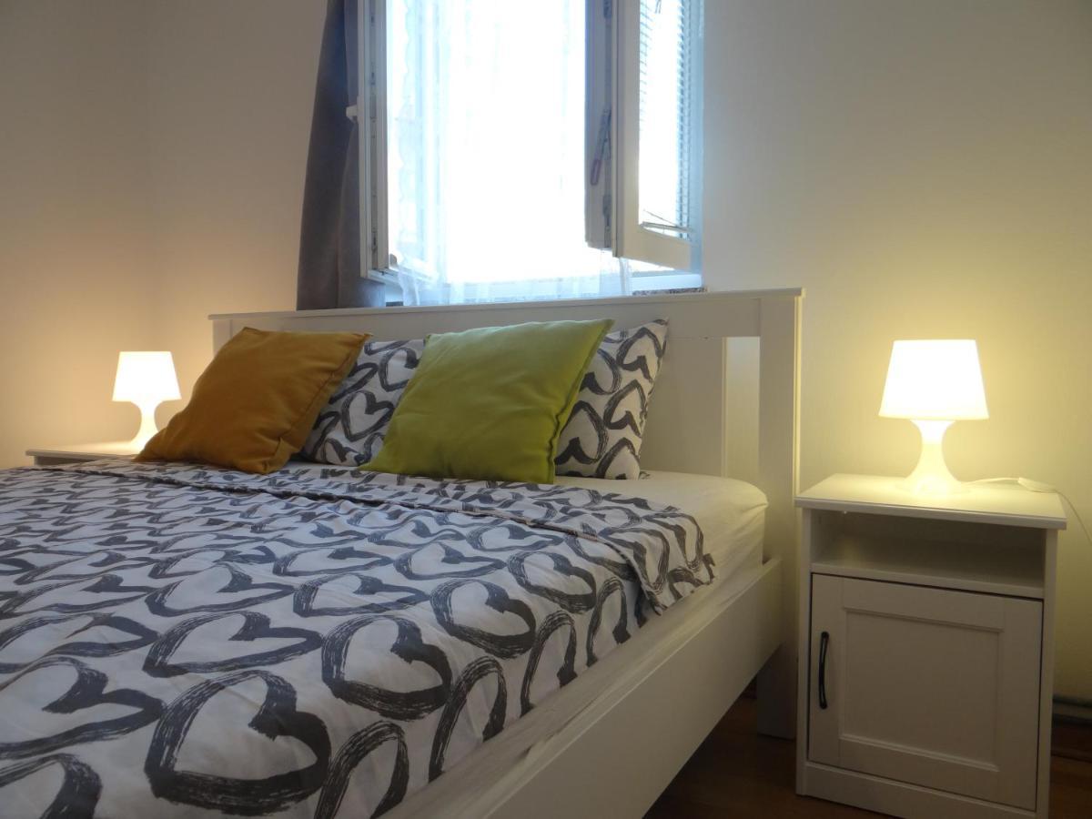 Apartman Ana & Marta Сен Екстериор снимка