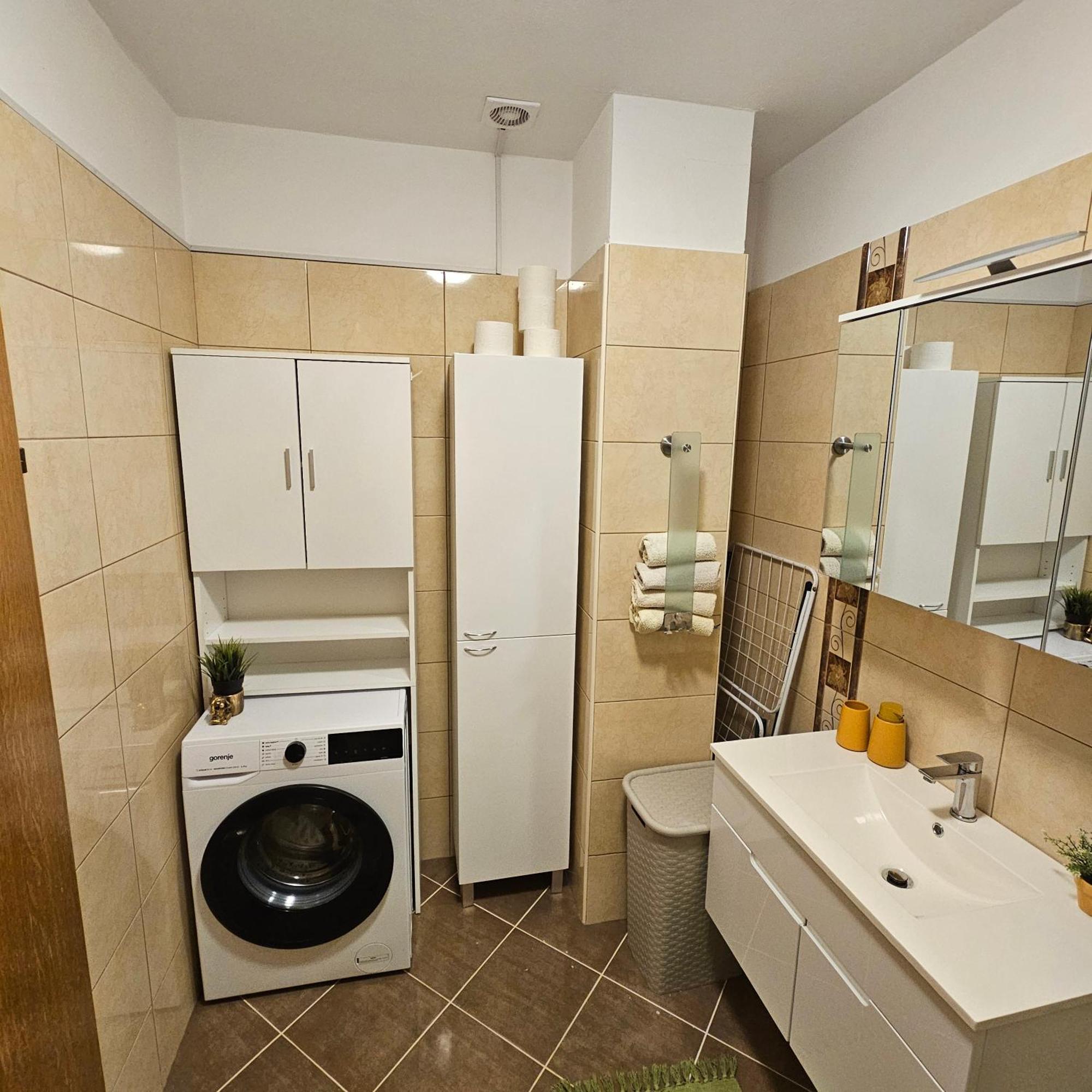 Apartman Ana & Marta Сен Екстериор снимка