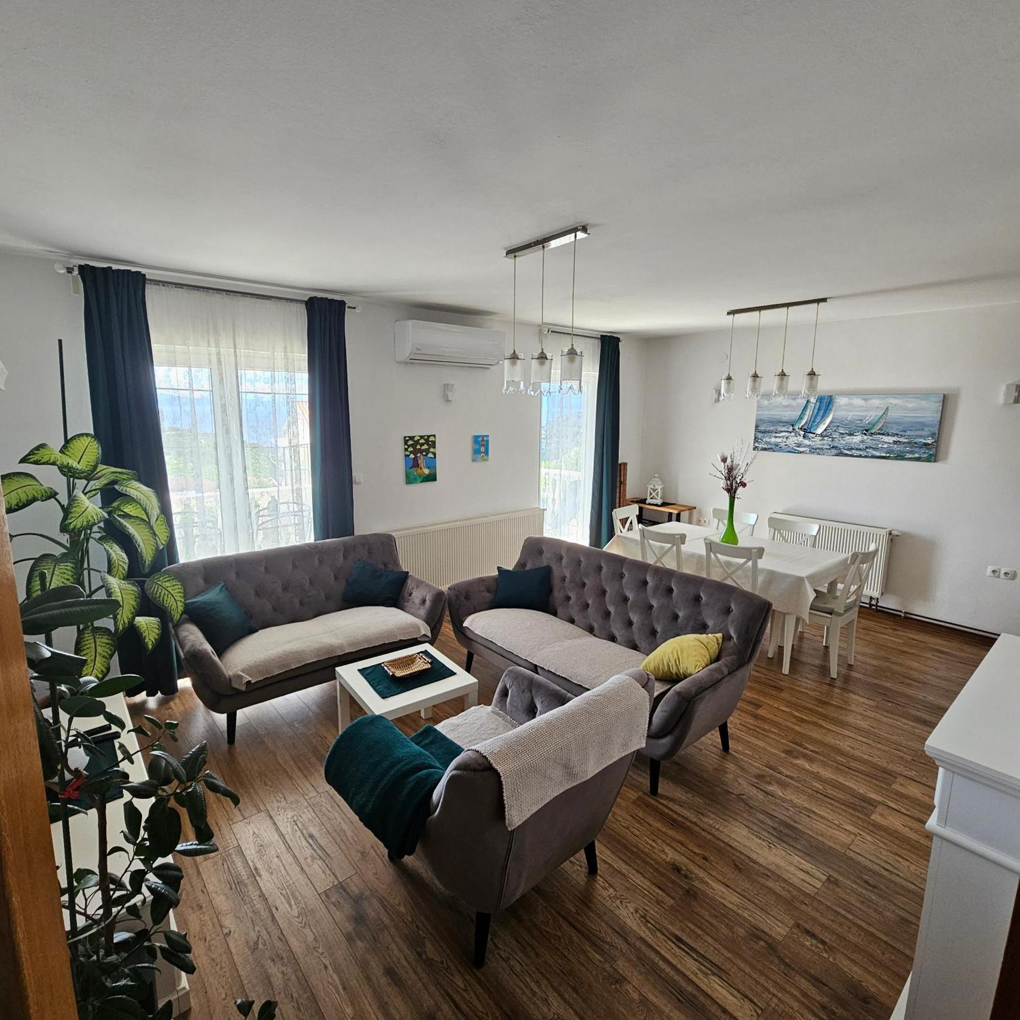 Apartman Ana & Marta Сен Екстериор снимка